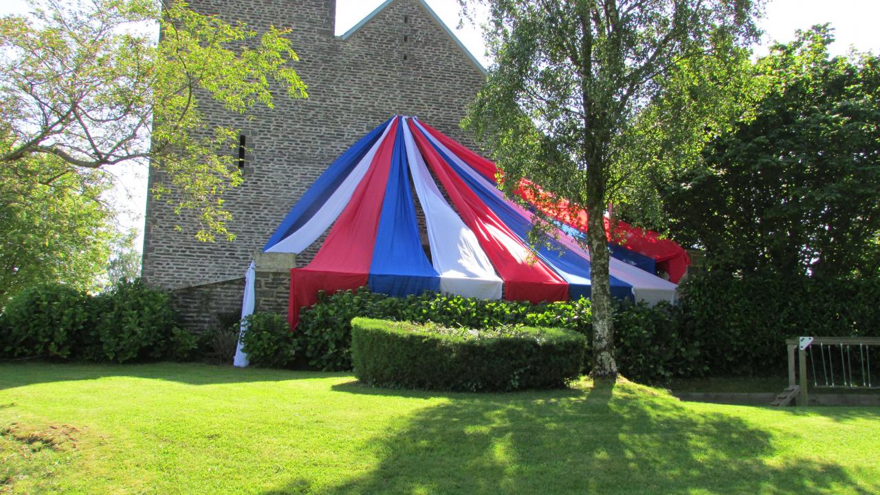 parvis de l'église